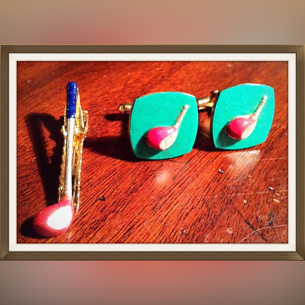 SWANK Green and Gold Cuff Links with Tennis Design